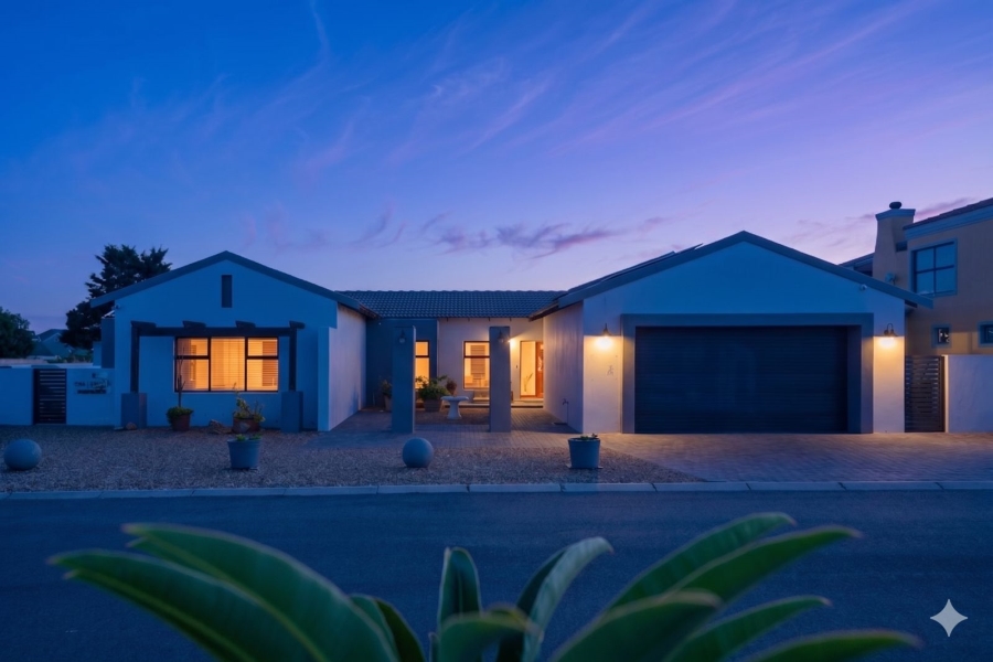 4 Bedroom Property for Sale in Myburgh Park Western Cape